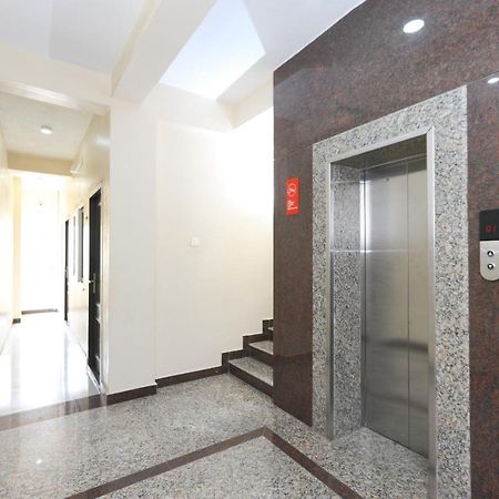 Oyo 14934 Kalyani Grand Chennai Exterior foto