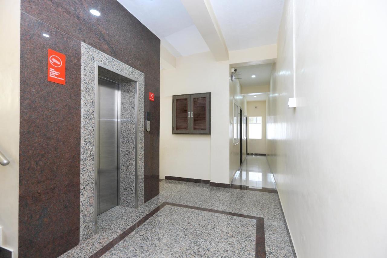 Oyo 14934 Kalyani Grand Chennai Exterior foto