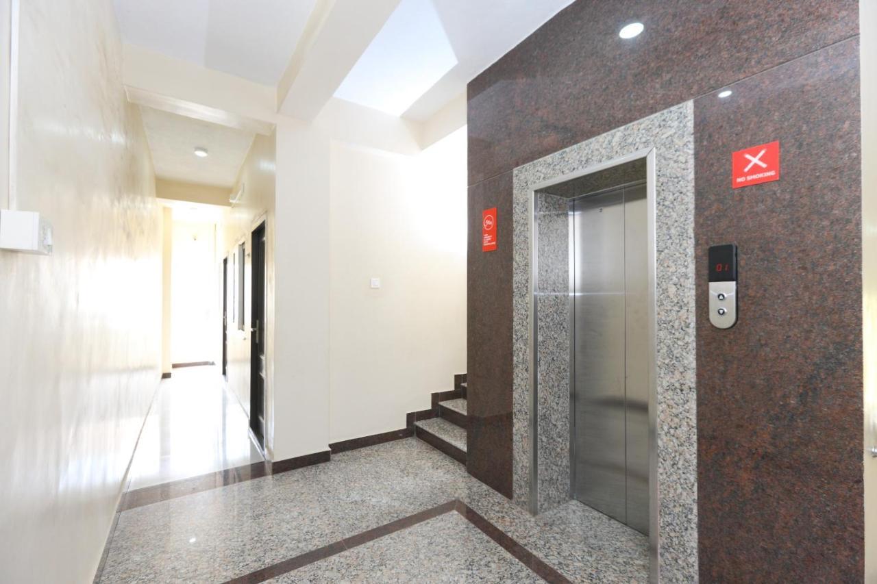 Oyo 14934 Kalyani Grand Chennai Exterior foto