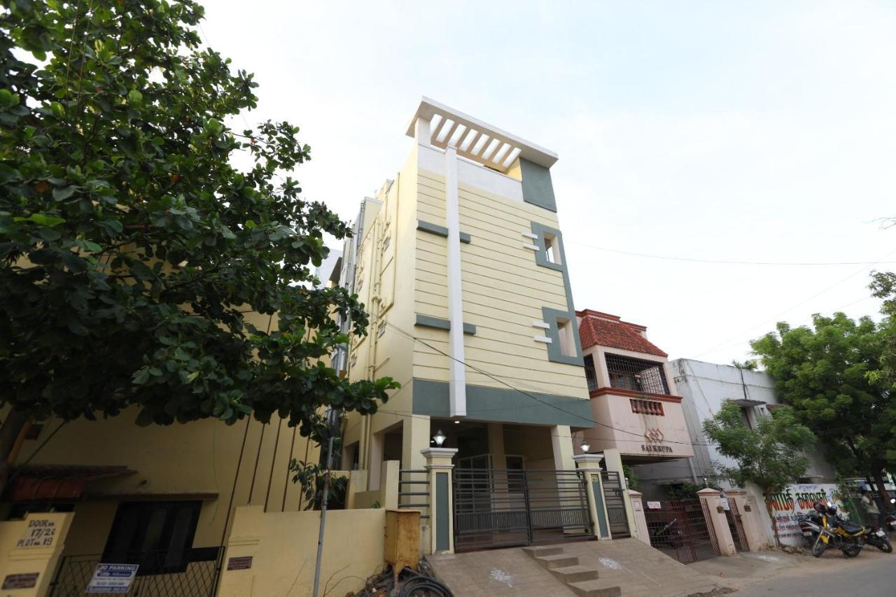 Oyo 14934 Kalyani Grand Chennai Exterior foto